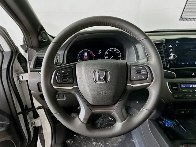 Vehicle image 12 of 35