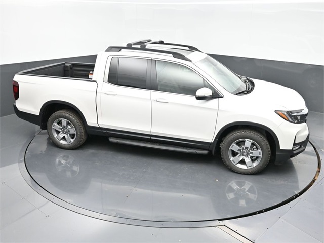 Vehicle image 6 of 34