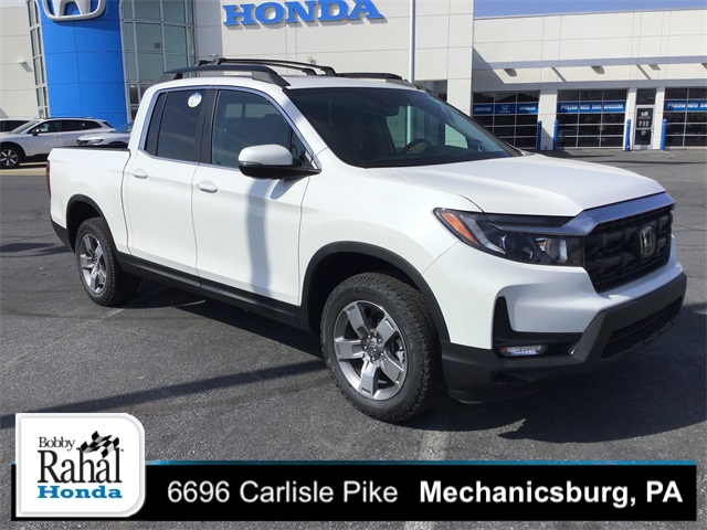 Vehicle image 4 of 33