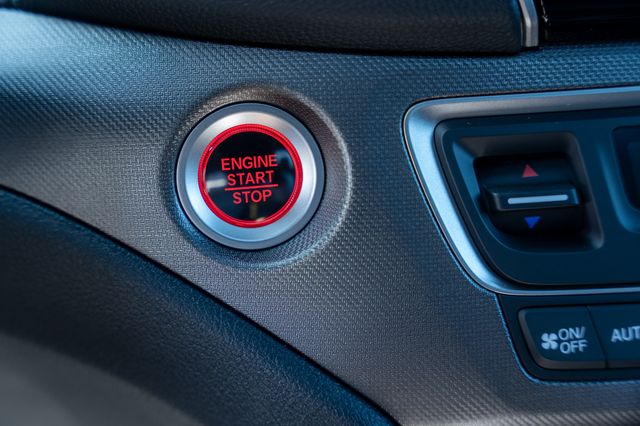 Vehicle image 26 of 43