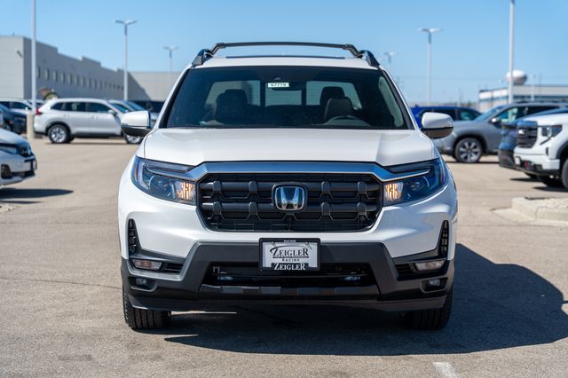 Vehicle image 2 of 43