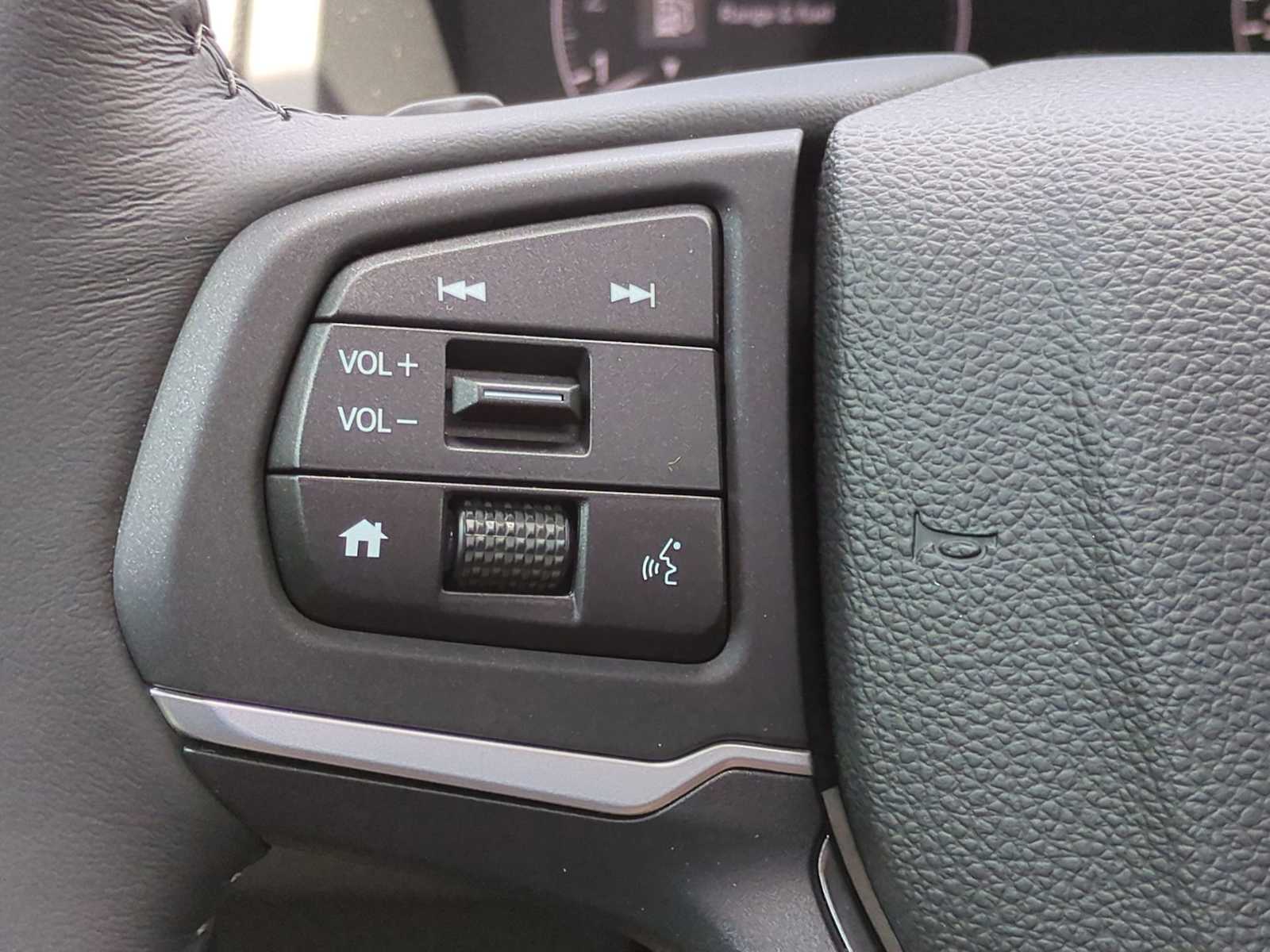 Vehicle image 23 of 27