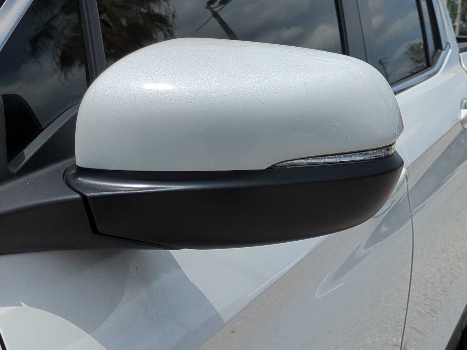 Vehicle image 26 of 27