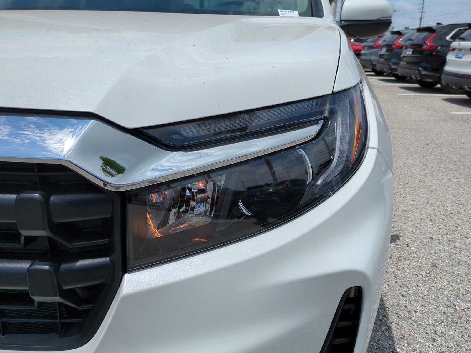 Vehicle image 20 of 27