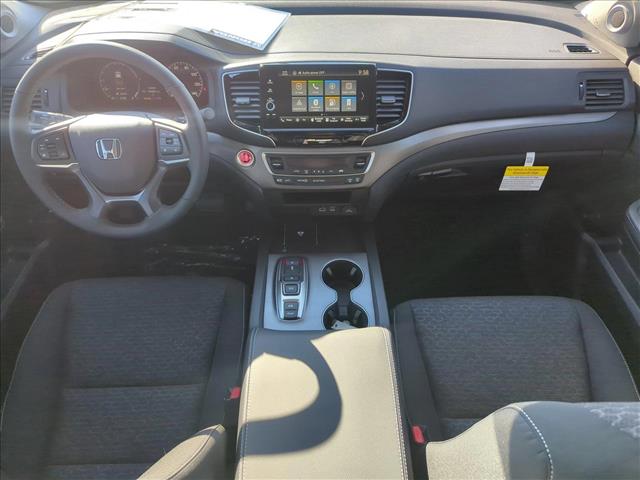 Vehicle image 11 of 18