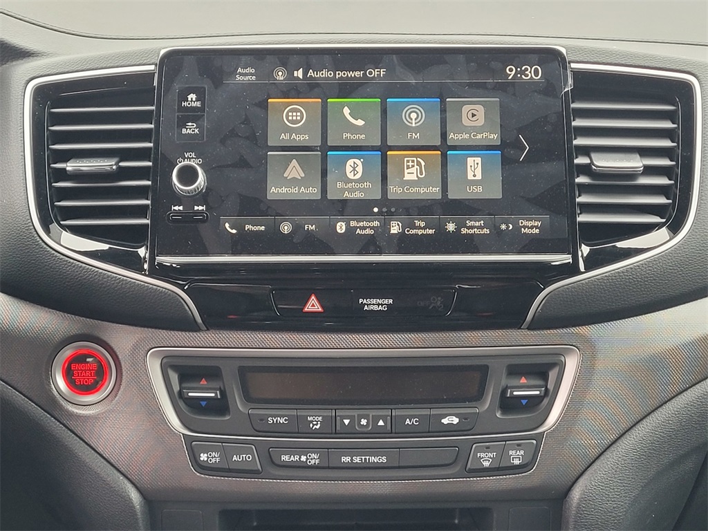 Vehicle image 9 of 15