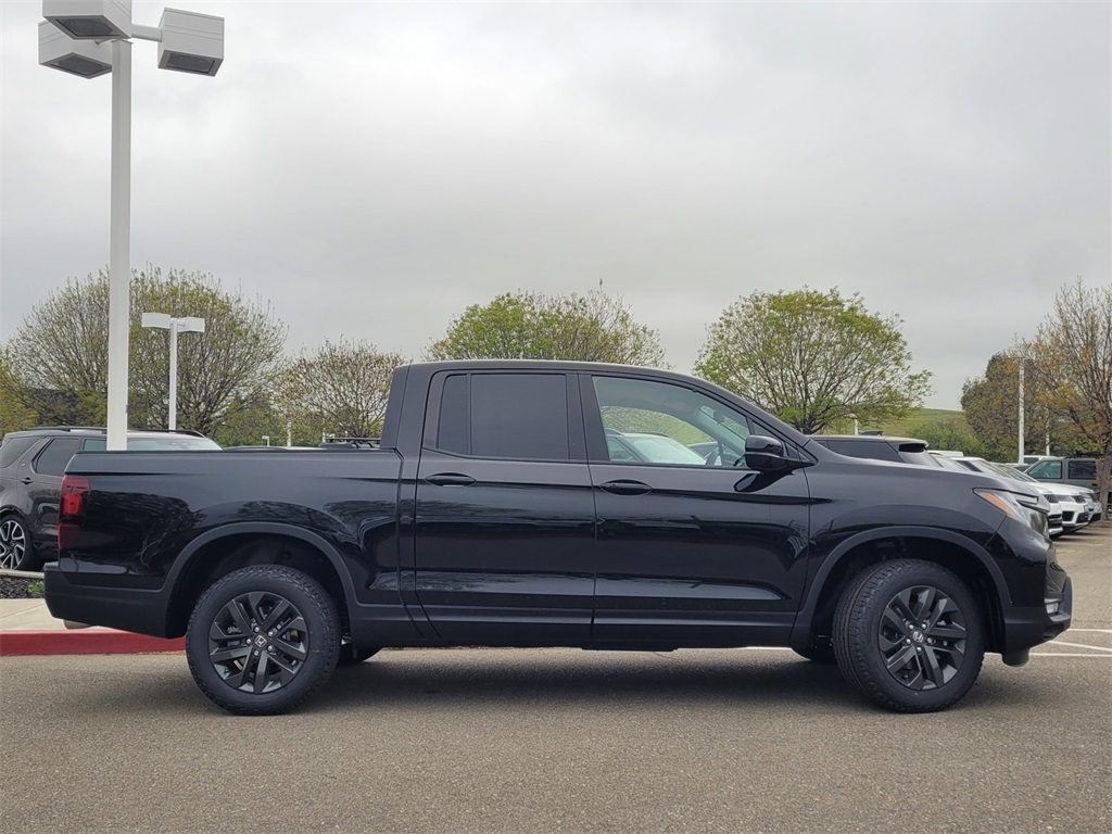 Vehicle image 3 of 15