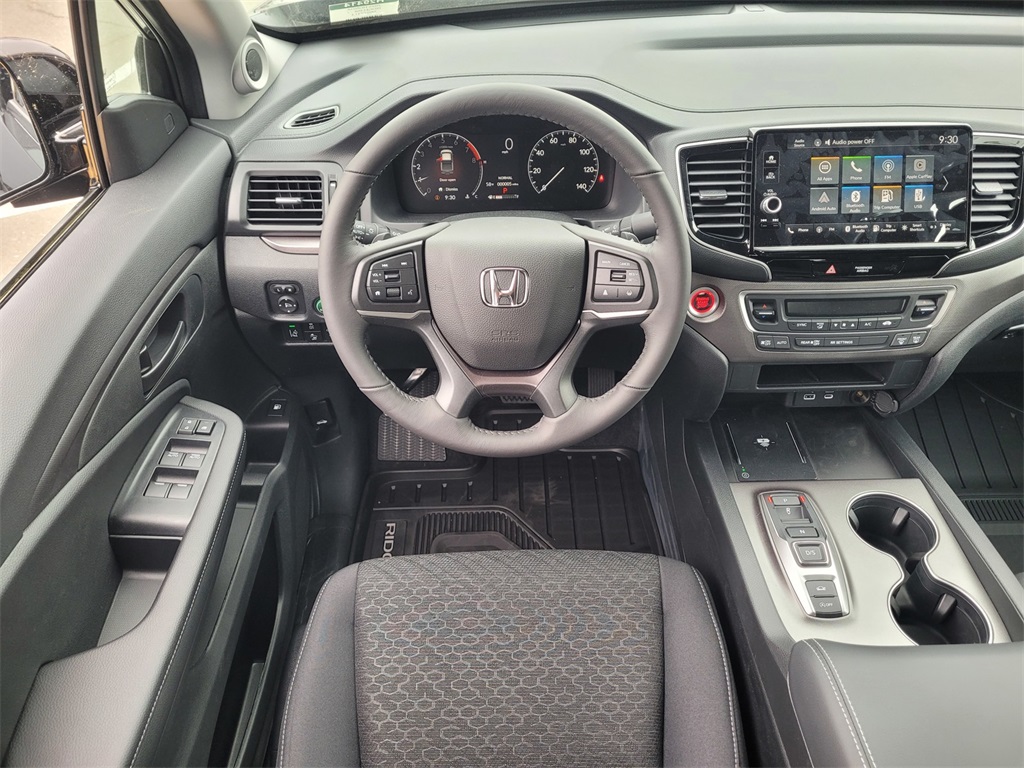 Vehicle image 8 of 15