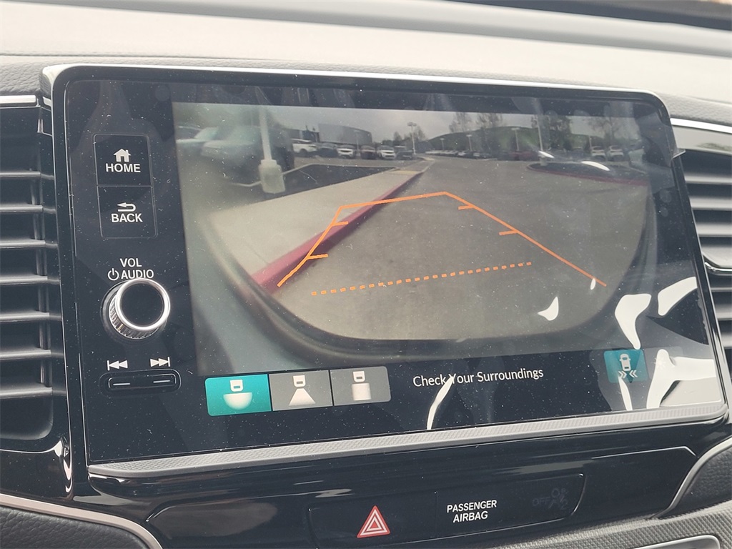 Vehicle image 15 of 15