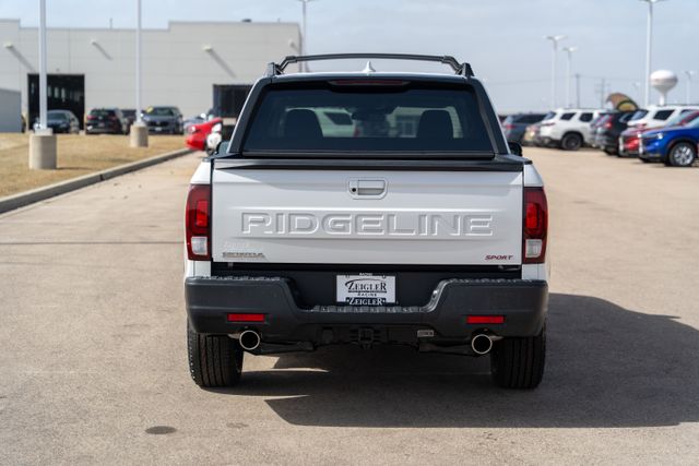 Vehicle image 6 of 40