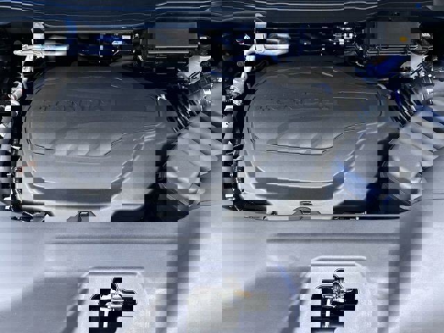 Vehicle image 26 of 28