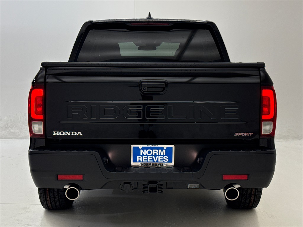 Vehicle image 5 of 23