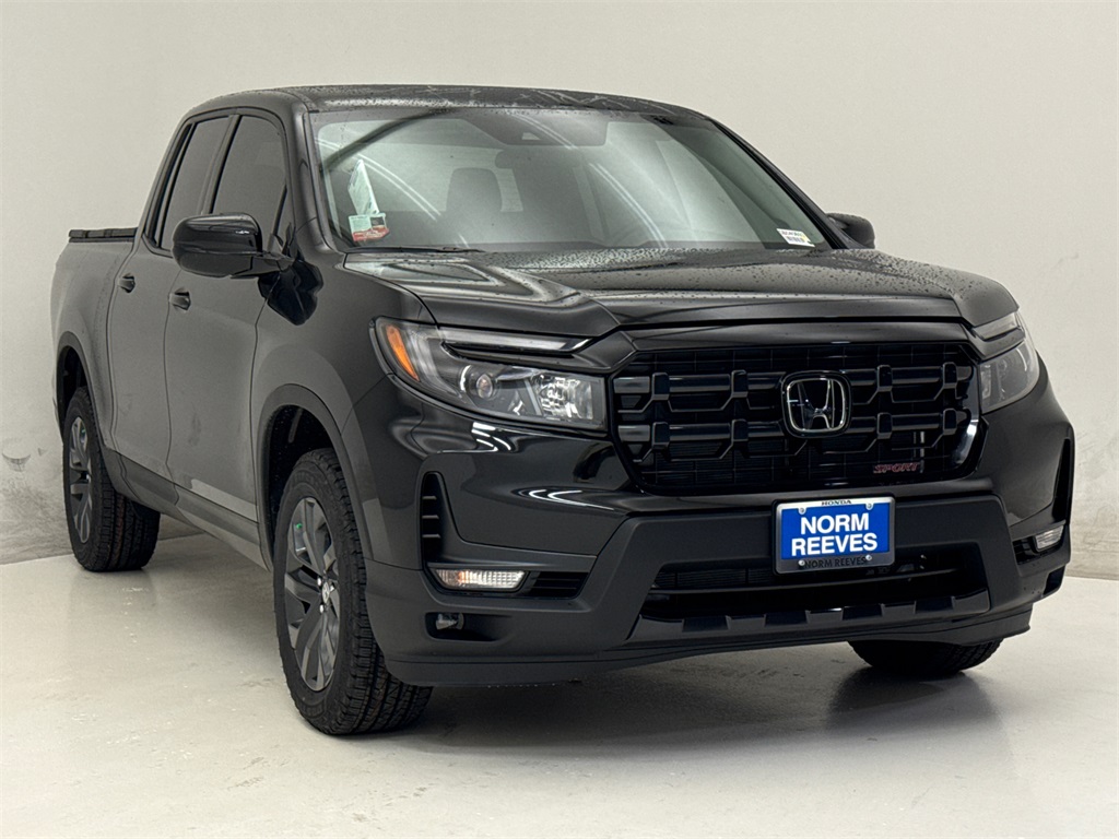 Vehicle image 3 of 23