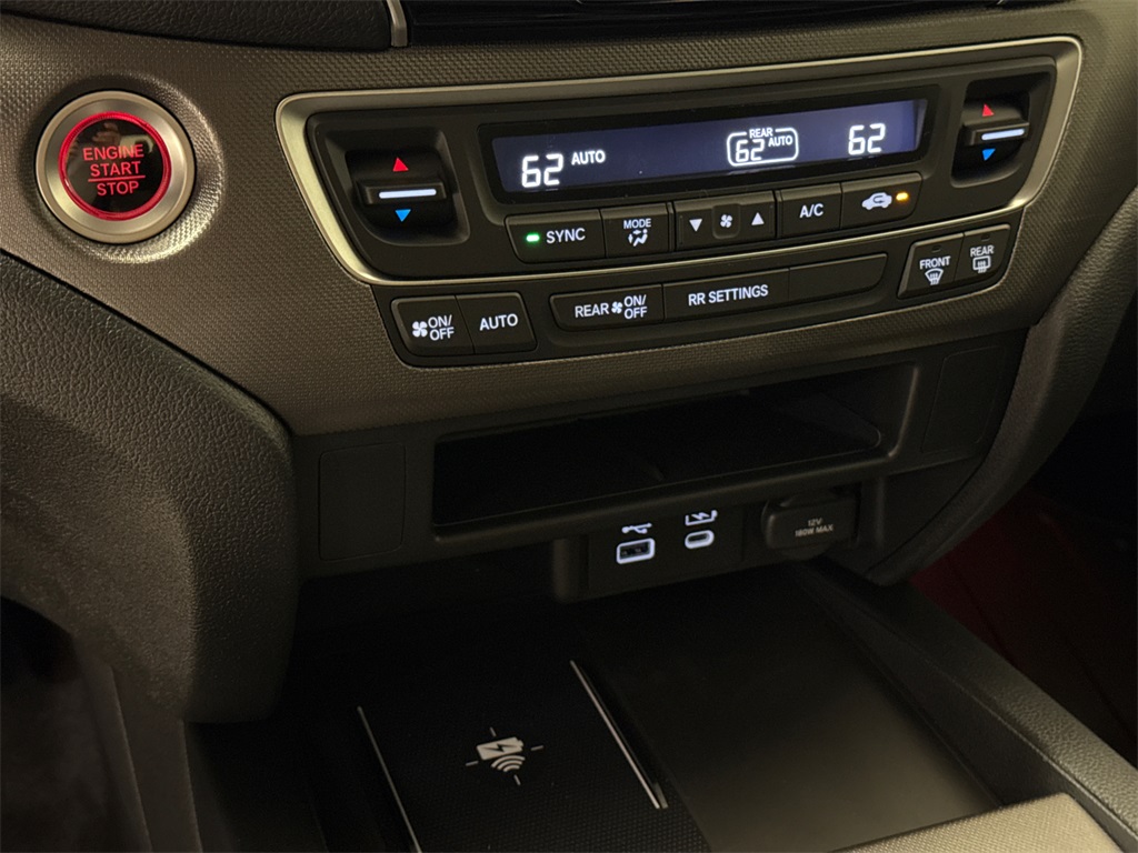 Vehicle image 23 of 23