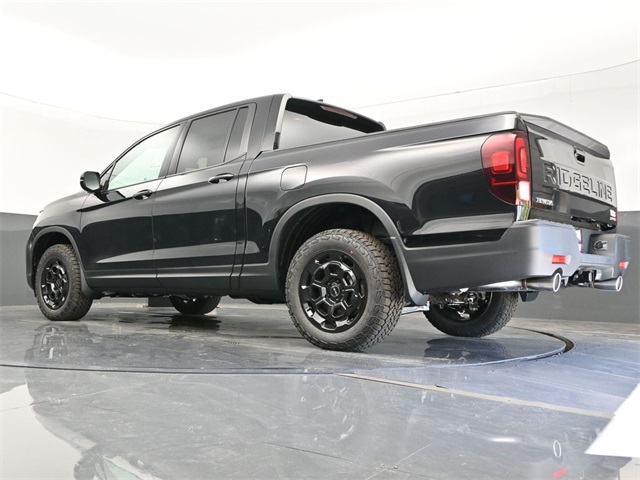 Vehicle image 23 of 35