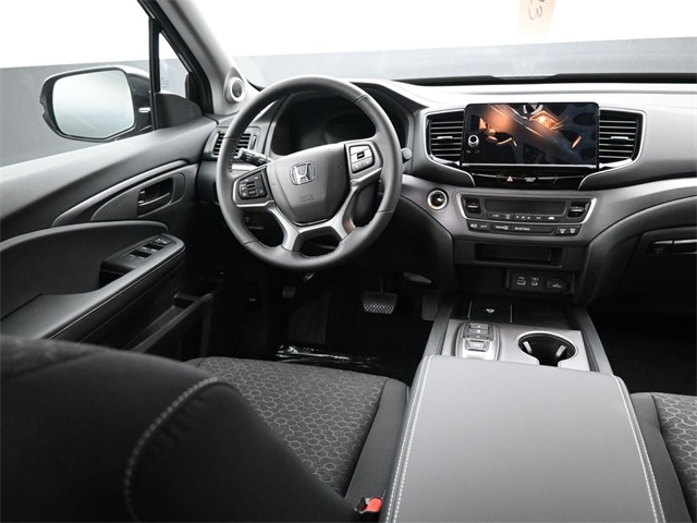 Vehicle image 26 of 35