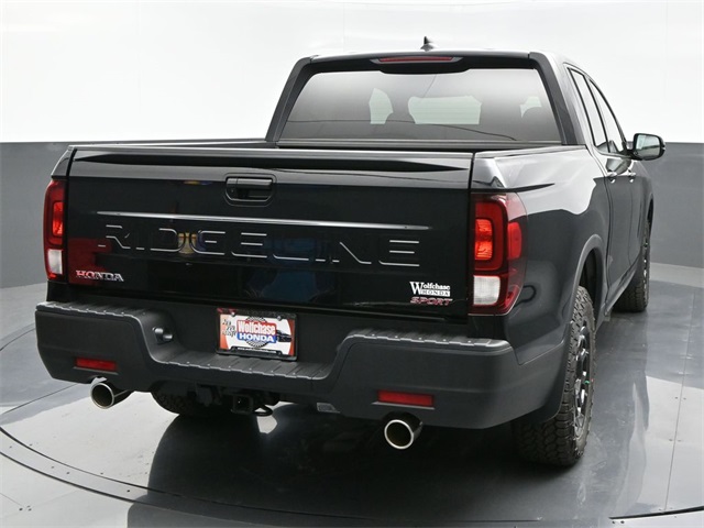 Vehicle image 14 of 35