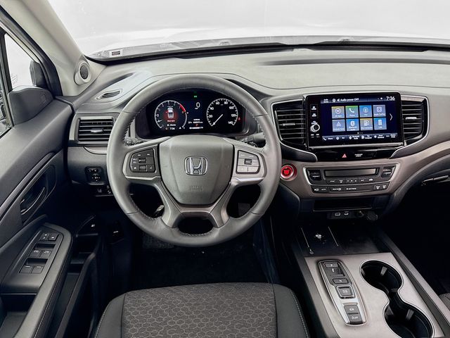 Vehicle image 11 of 36