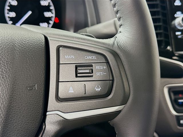 Vehicle image 23 of 36