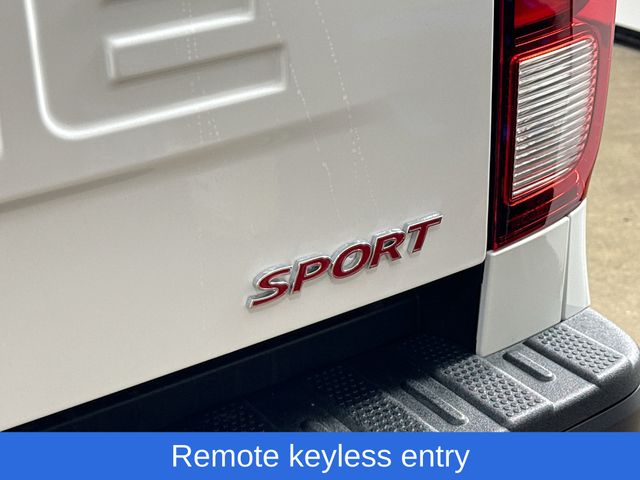 Vehicle image 29 of 36
