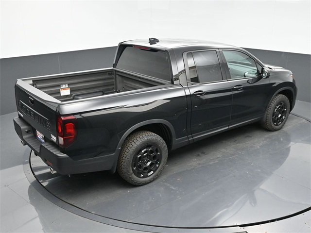 Vehicle image 13 of 34