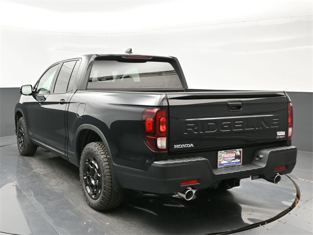 Vehicle image 22 of 34