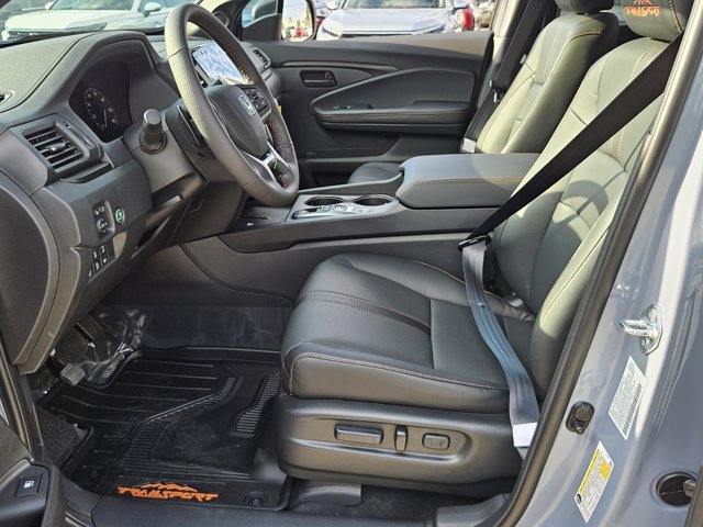 Vehicle image 12 of 39