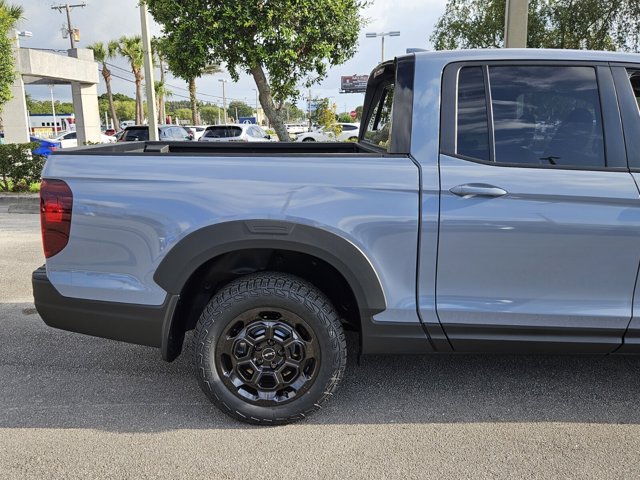 Vehicle image 7 of 39