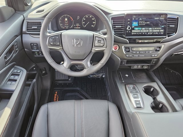 Vehicle image 15 of 39