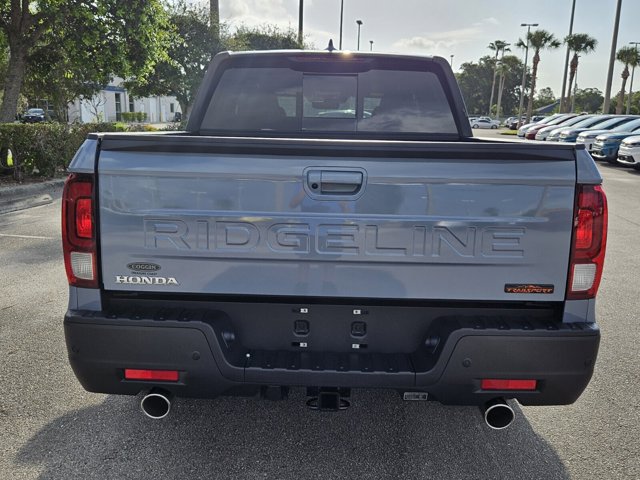Vehicle image 9 of 39