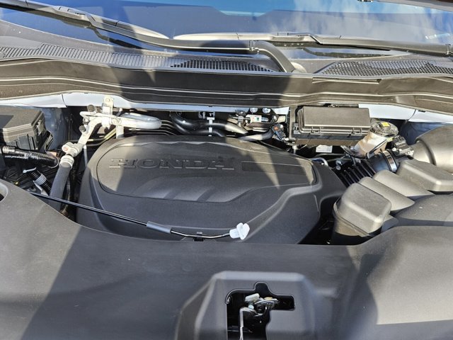 Vehicle image 27 of 39