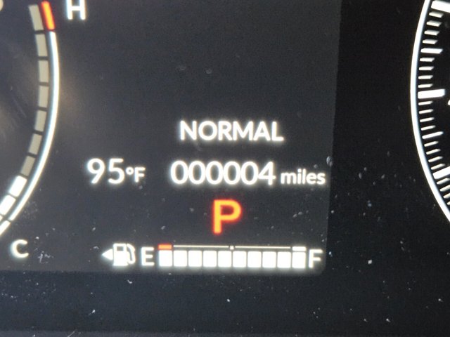 Vehicle image 31 of 40