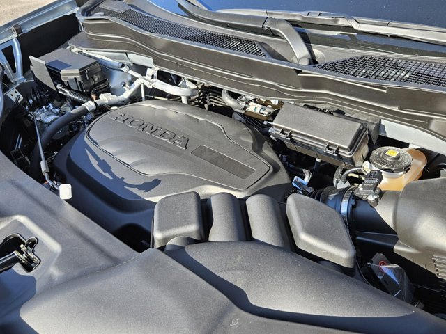 Vehicle image 26 of 40