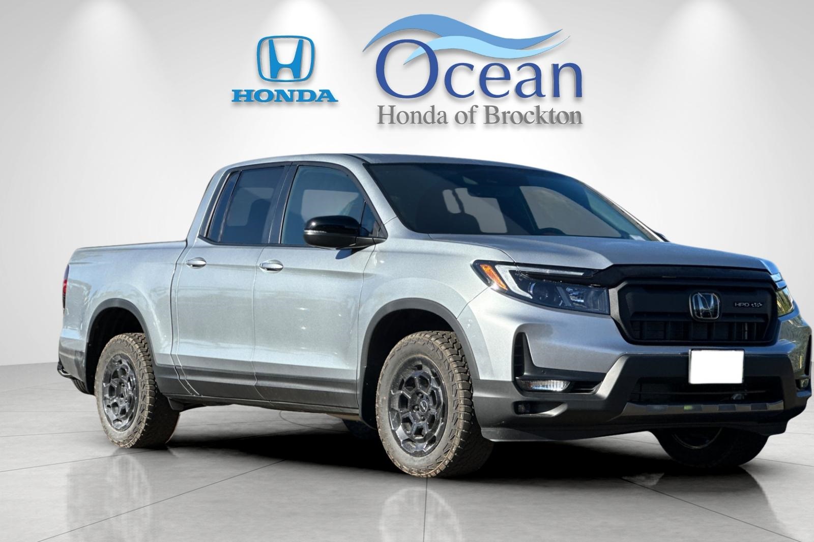 2025 Honda Ridgeline TrailSport+ Image 3 of 33