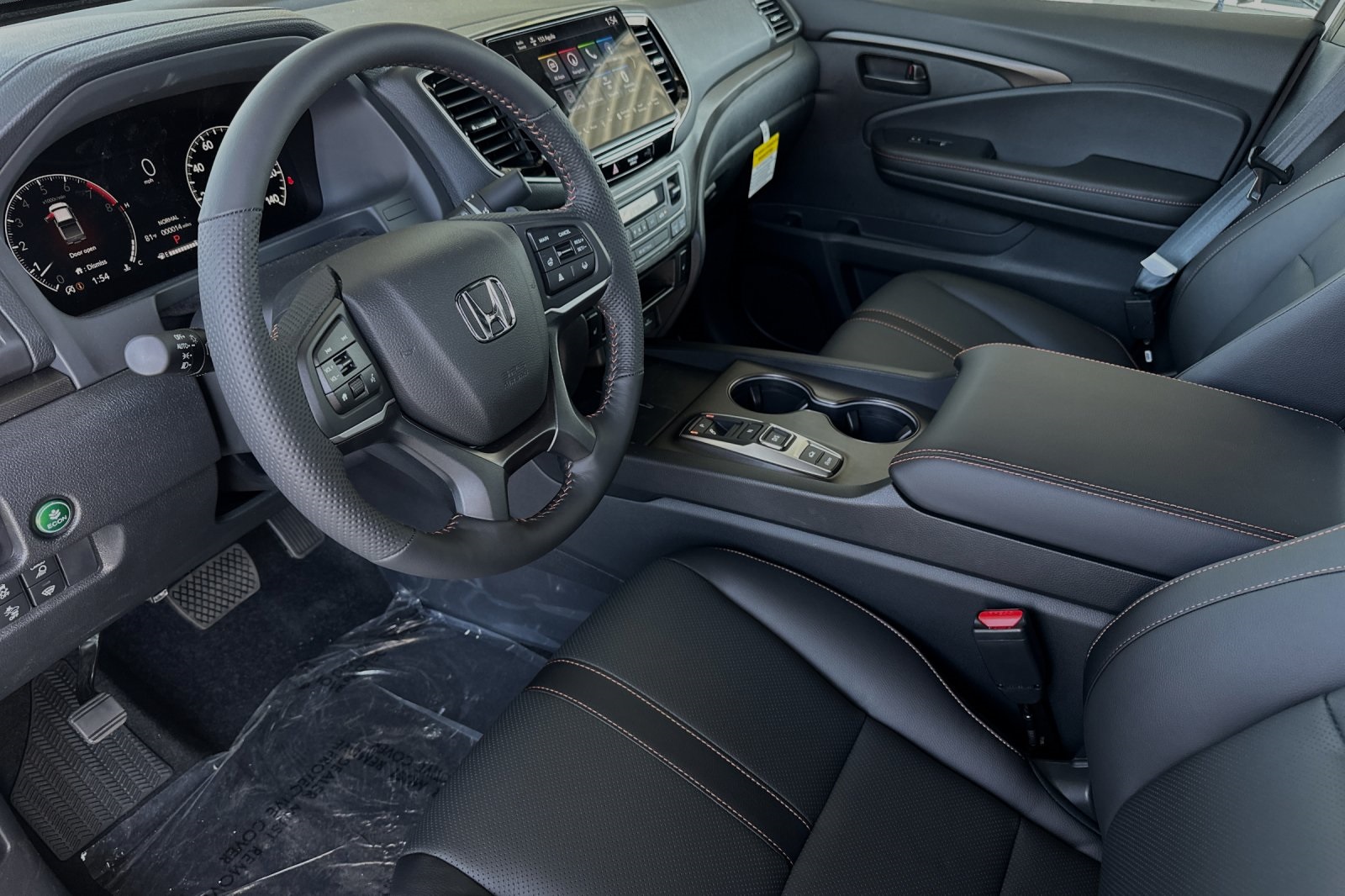 2025 Honda Ridgeline TrailSport+ Image 14 of 33