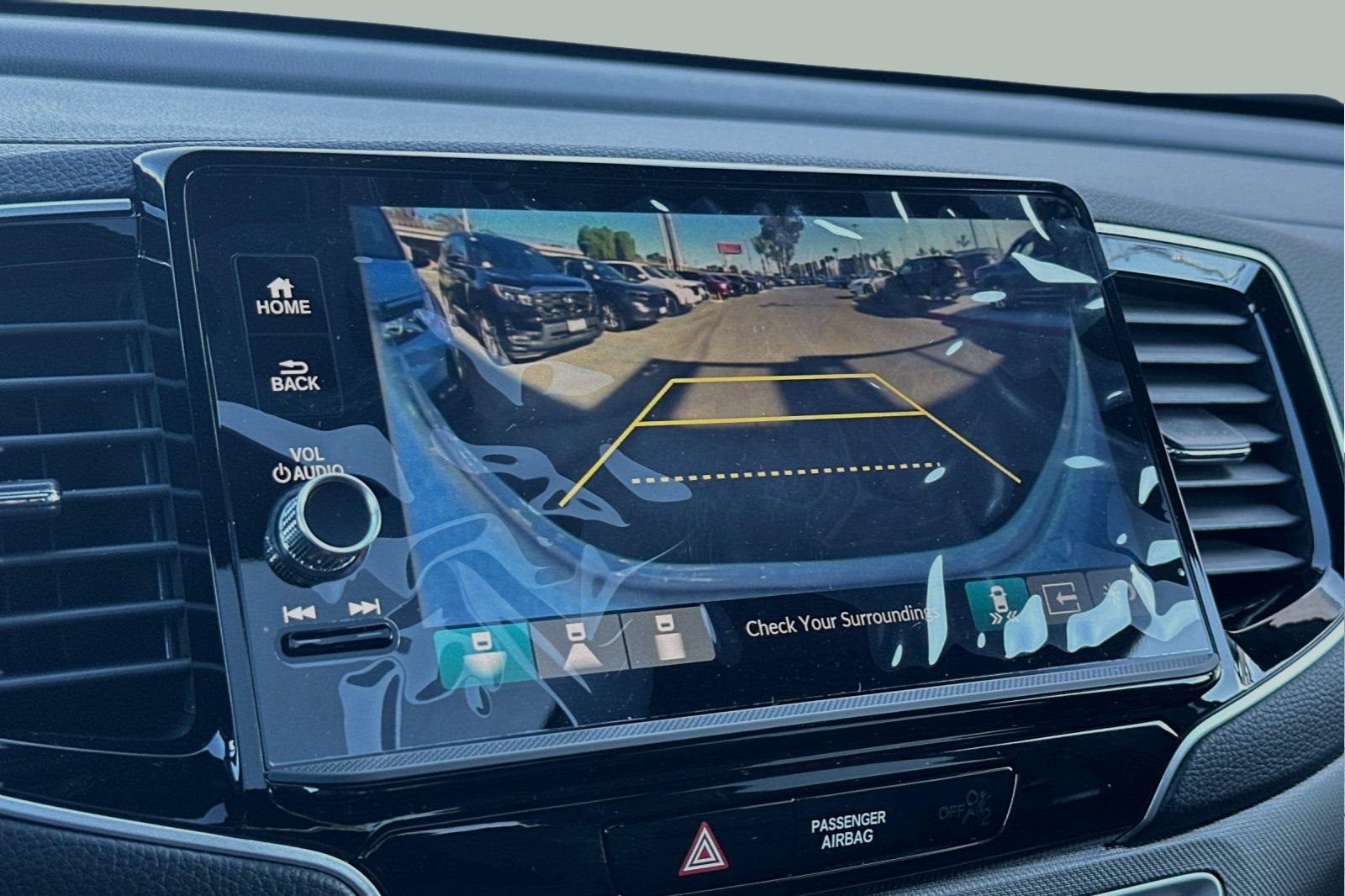 2025 Honda Ridgeline TrailSport+ Image 18 of 33