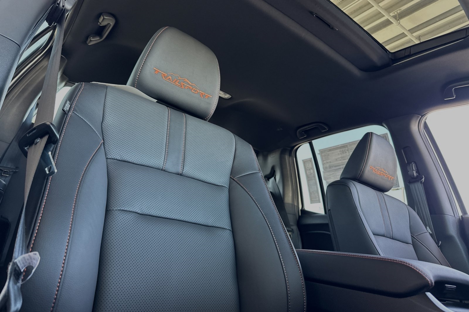 2025 Honda Ridgeline TrailSport+ Image 10 of 33