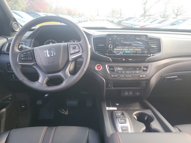 2025 Honda Ridgeline TrailSport+ Image 15 of 24