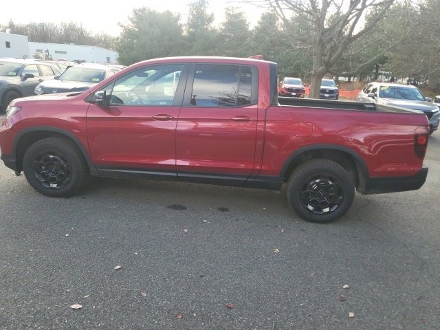 2025 Honda Ridgeline TrailSport+ Image 8 of 24