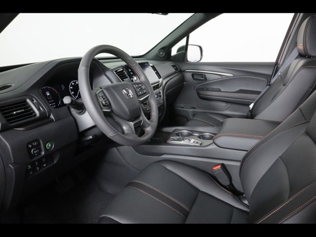 Vehicle image 10 of 25