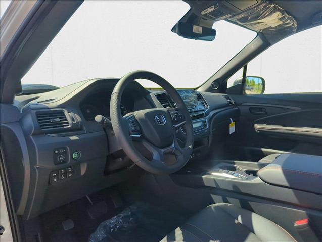Vehicle image 13 of 22