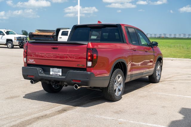 Vehicle image 5 of 40