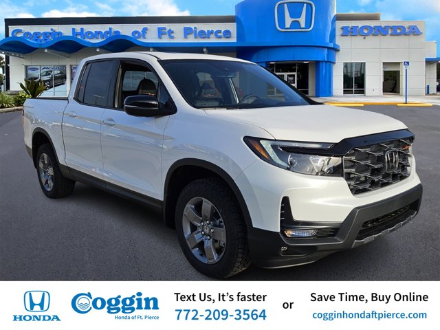 Vehicle image 3 of 40