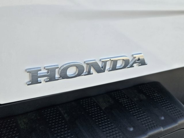 Vehicle image 20 of 40