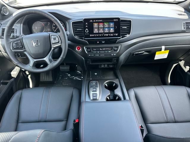 Vehicle image 17 of 37
