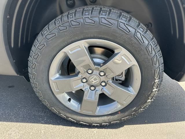 Vehicle image 36 of 37