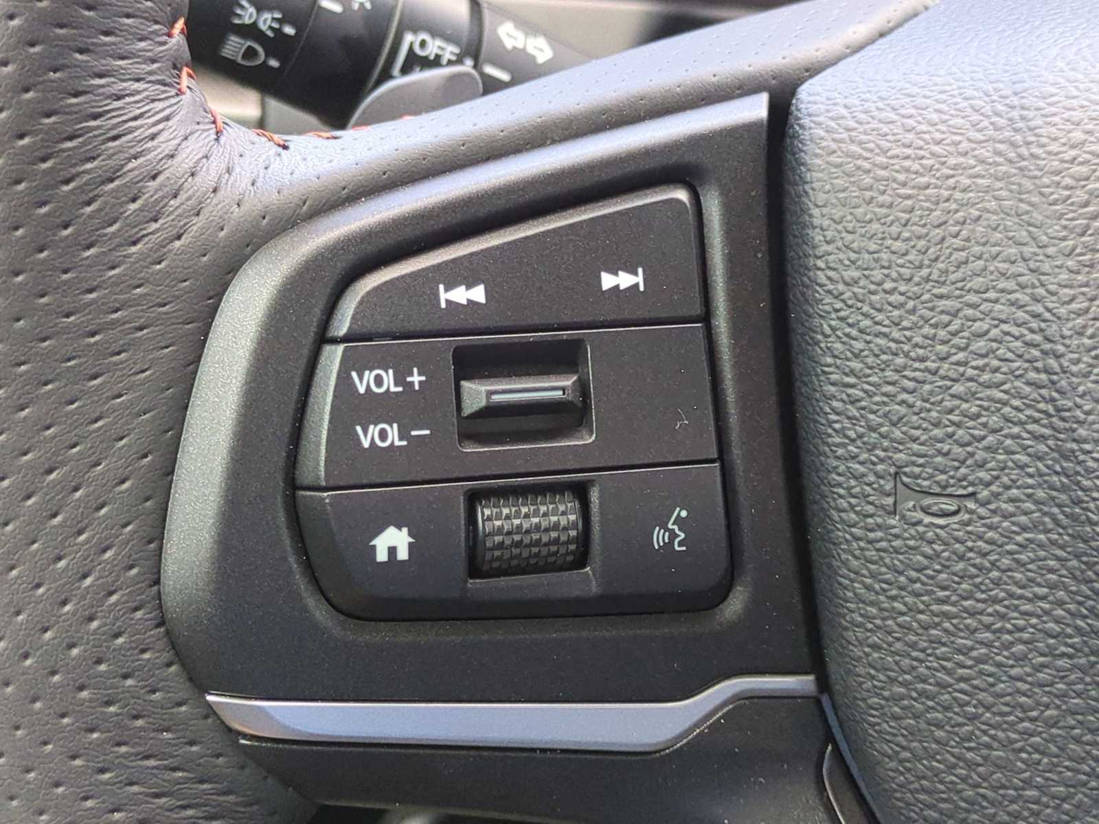 Vehicle image 23 of 28