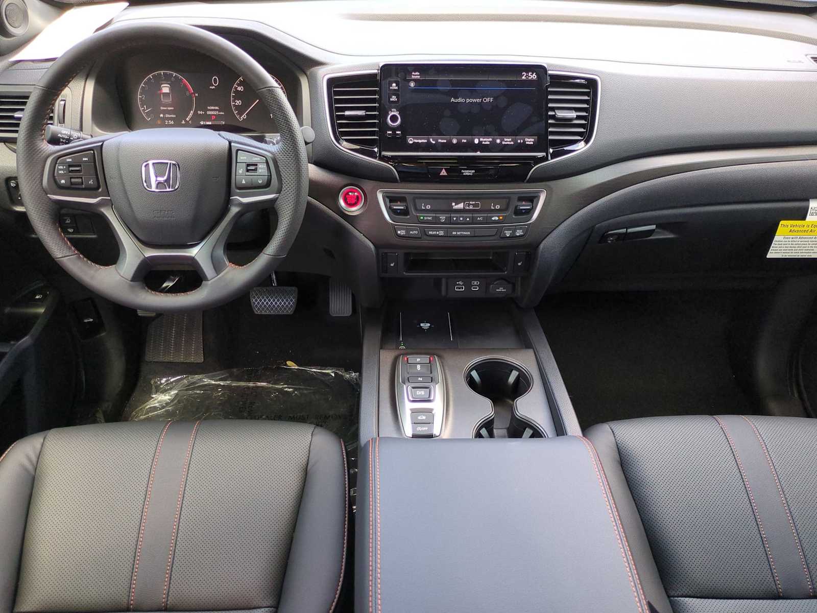 Vehicle image 13 of 28
