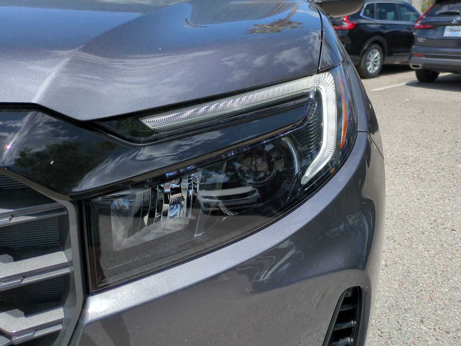 Vehicle image 26 of 28