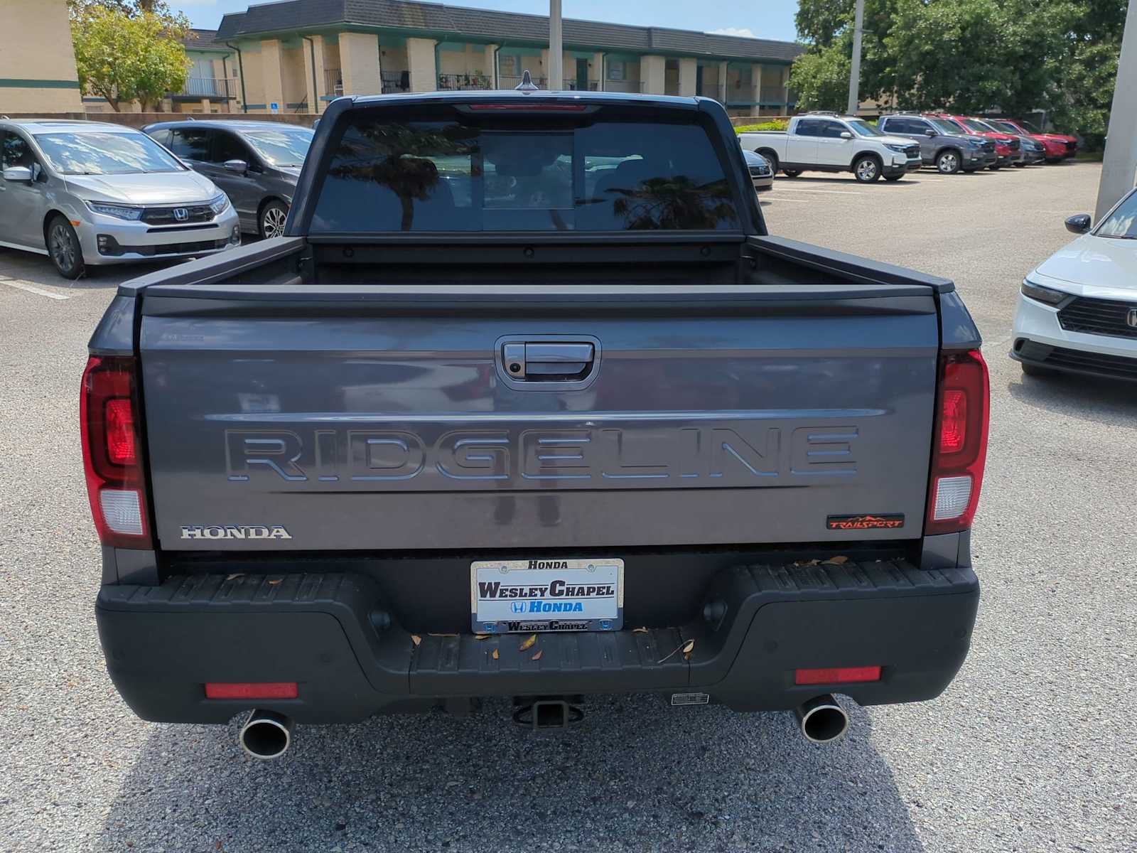 Vehicle image 5 of 28